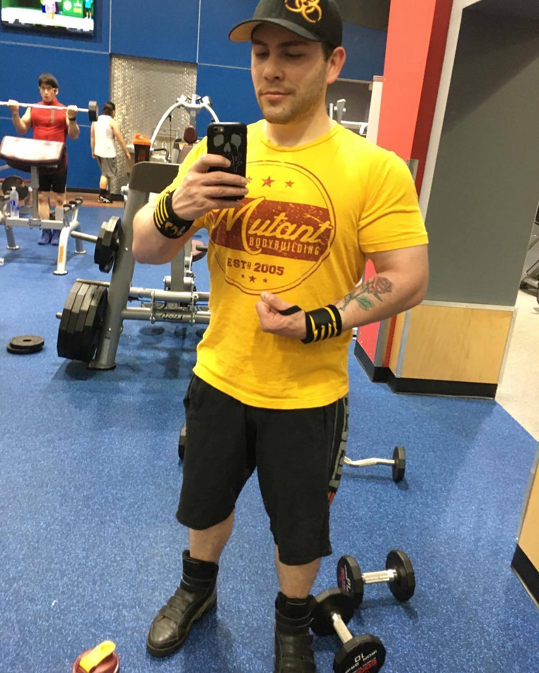 Men's Gym Fitness Short Sleeve T-Shirt – Athletic Compression Fit - Good Life Goods